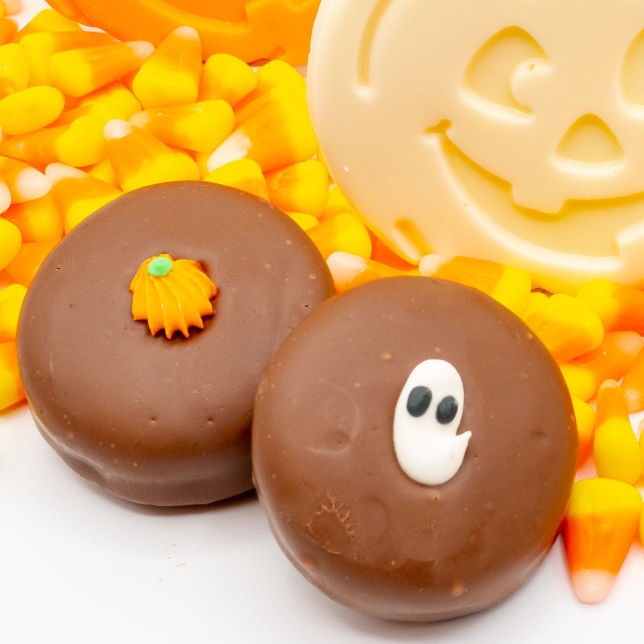 Halloween Chocolate Covered Oreos - Nandy's CandyHalloween Chocolate Covered Oreos