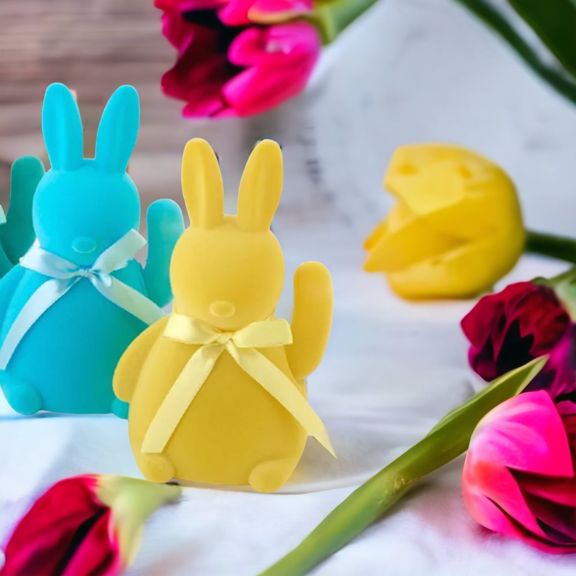 Flocked Howdy Hop Hop Bunny - Nandy&