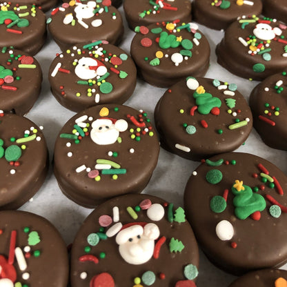 Christmas Chocolate Covered Oreos - Nandy&