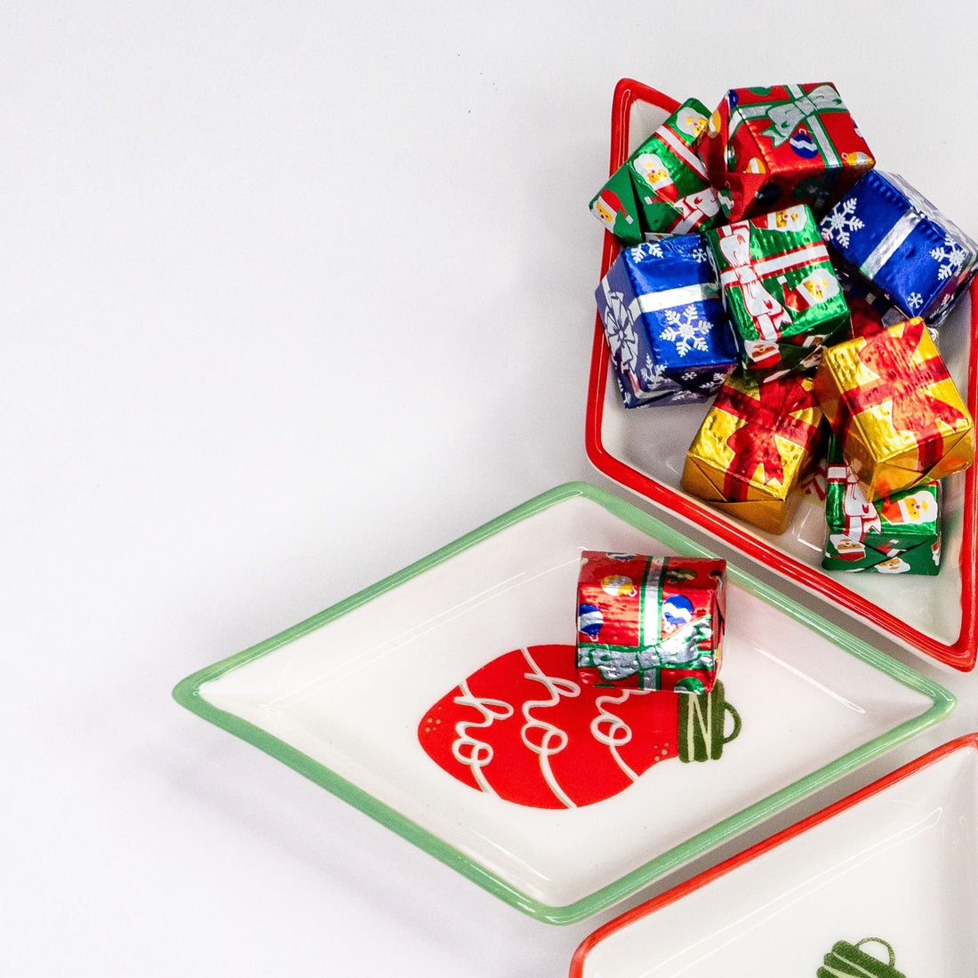 Mini Christmas Presents (foil wrapped chocolate packages) - Nandy&