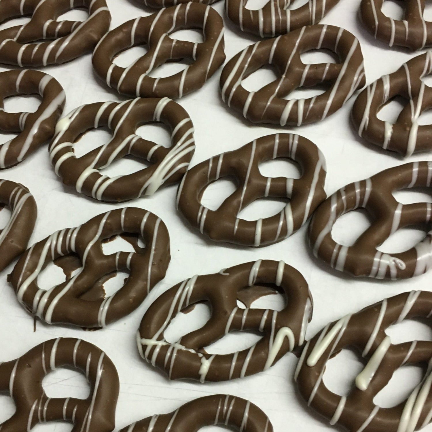 Chocolate Covered Pretzels - Nandy&